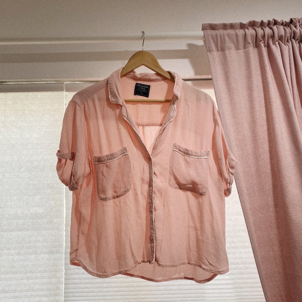Abercrombie & Fitch pink pajama look crop top
